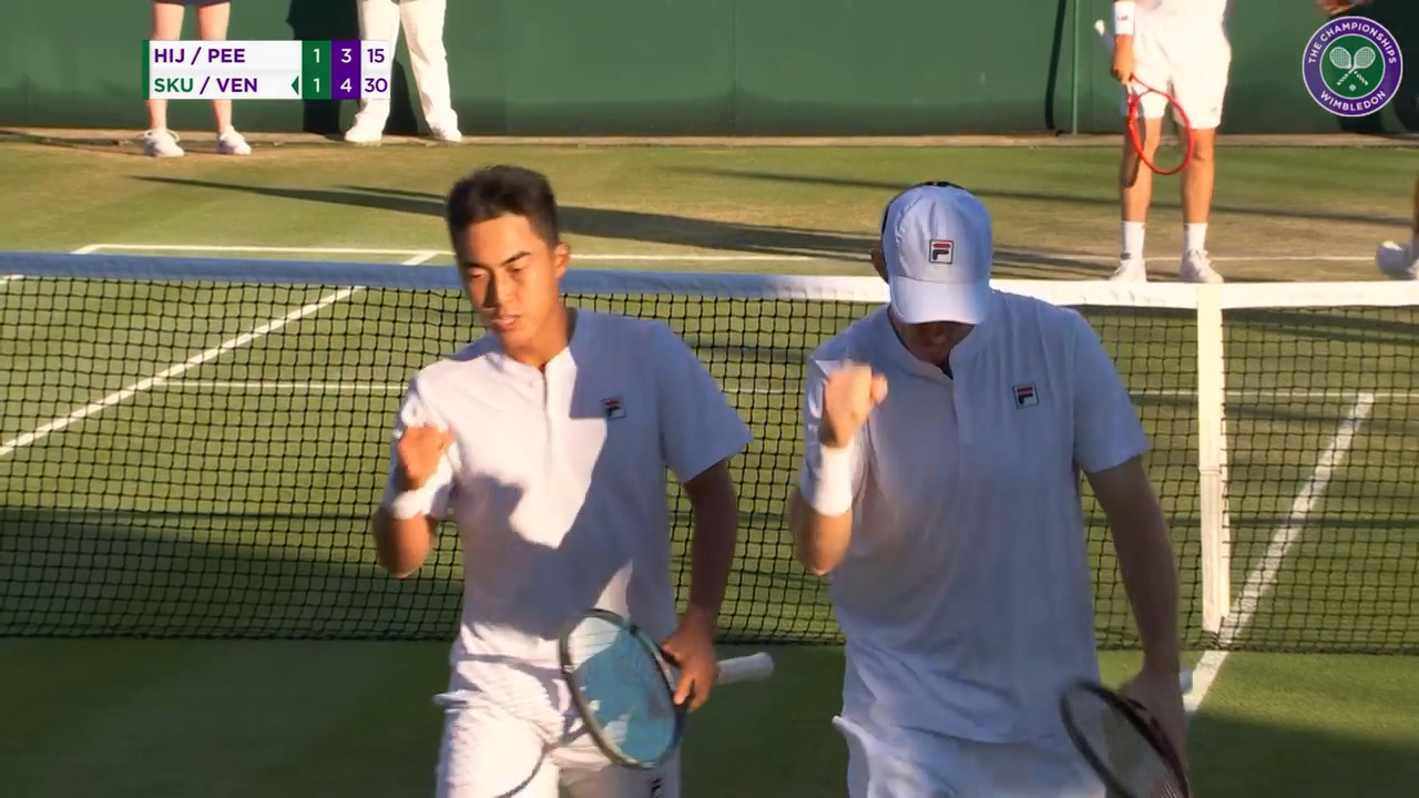 Video Carlos Alcaraz Retains The Wimbledon Gentlemens Singles Title