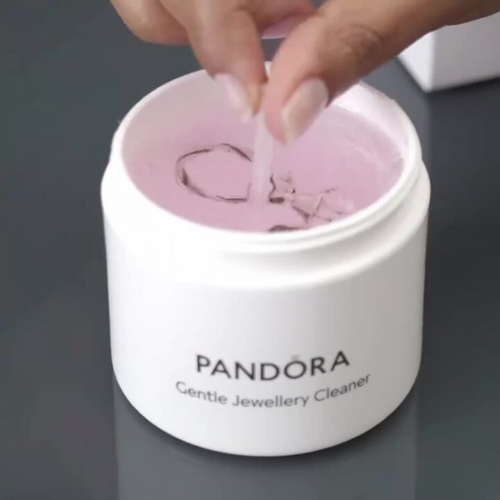 Comment Nettoyer Un Bracelet Pandora ?