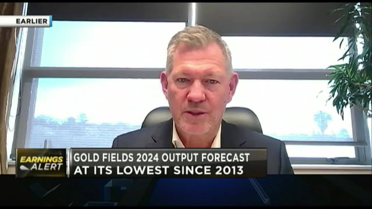 Gold Fields H1 HEPS slump 29%