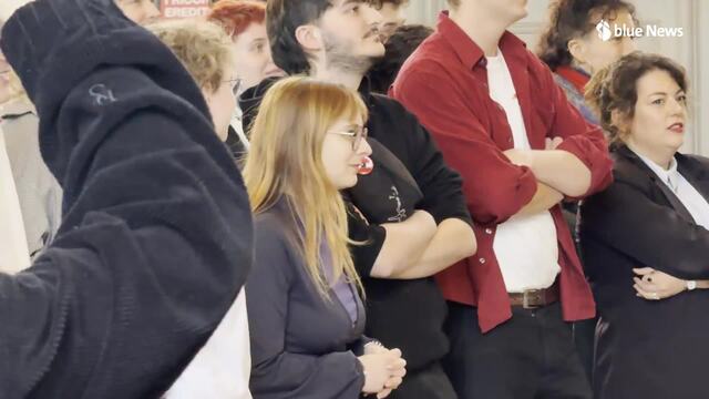 Verhaltener Juso-Raum bei erstem Trend – lauter Jubel bei Service-public-Vorlage