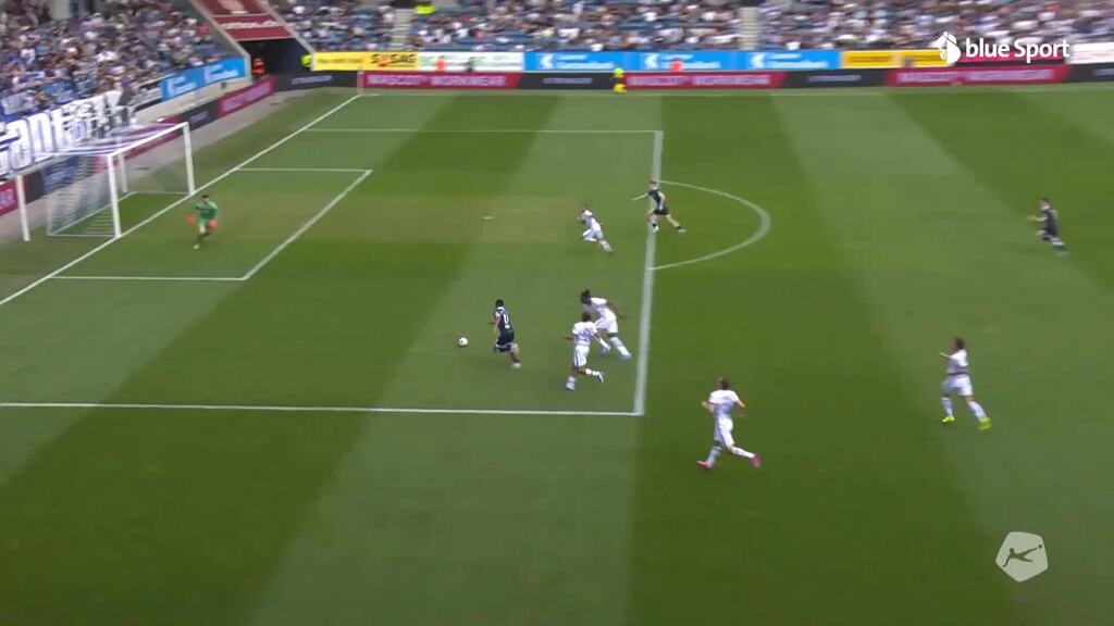 33. Minute: Letica ist gleich doppelt gefordert