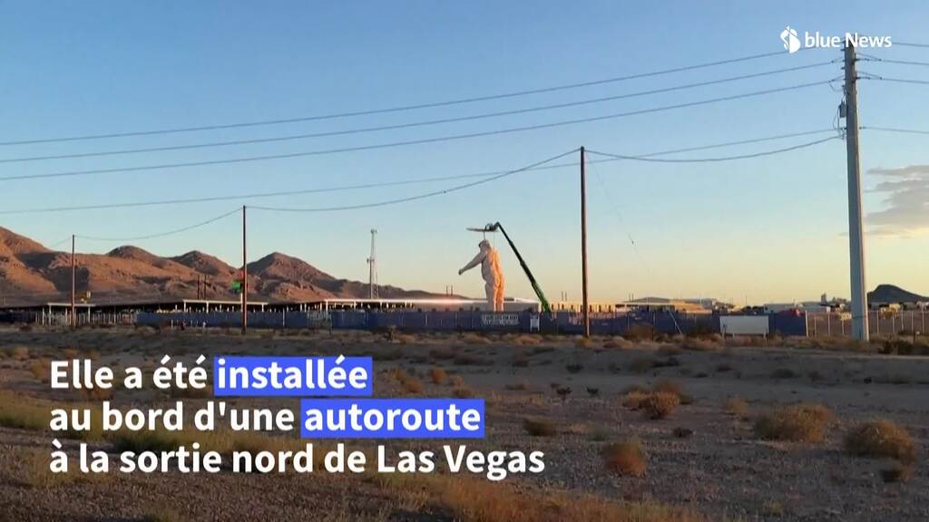Une statue de Trump nu apparaît dans le désert du Nevada