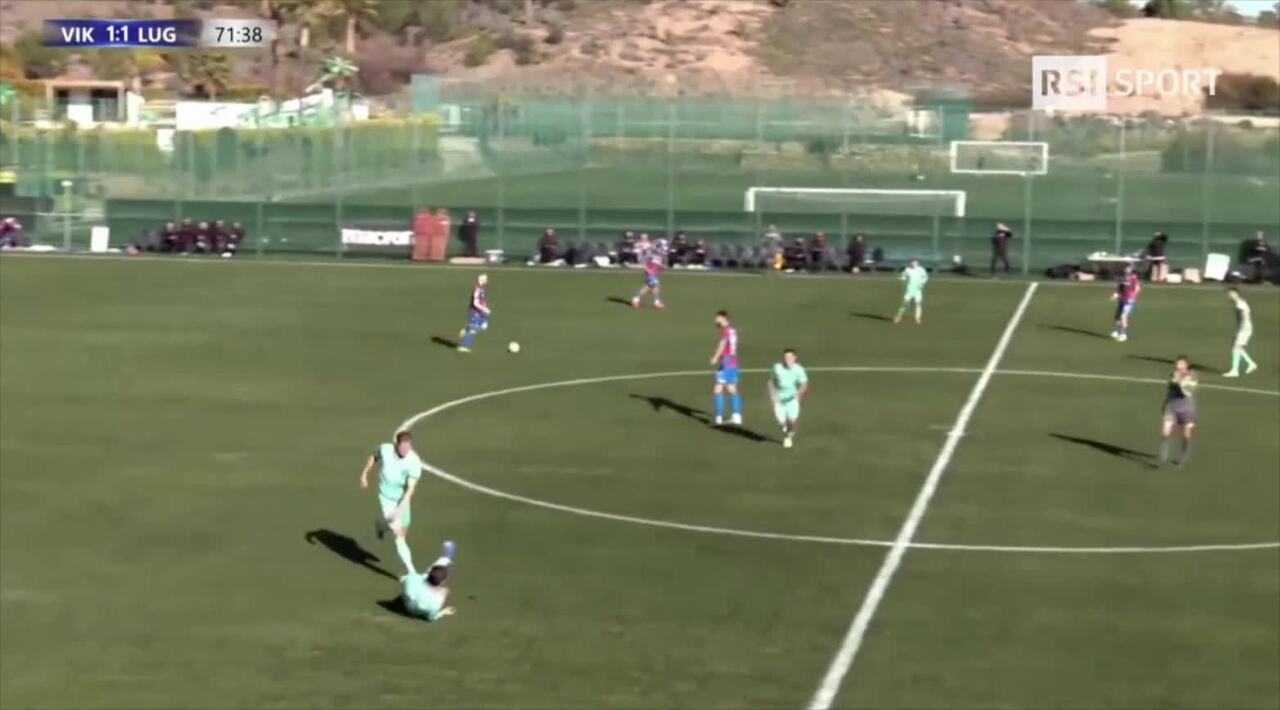 Behrens se la prende con Koutsias