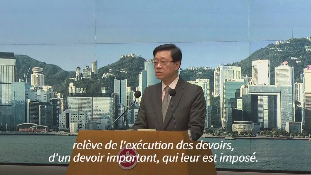 Des militants recherchés de Hong Kong doivent se rendre ou vivre «dans la peur» (dirigeant)