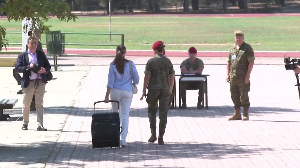 Spaniens Kronprinzessin Leonor wird Soldatin