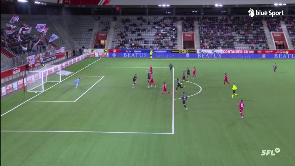 Dähler drückt den Ball hinter die Linie