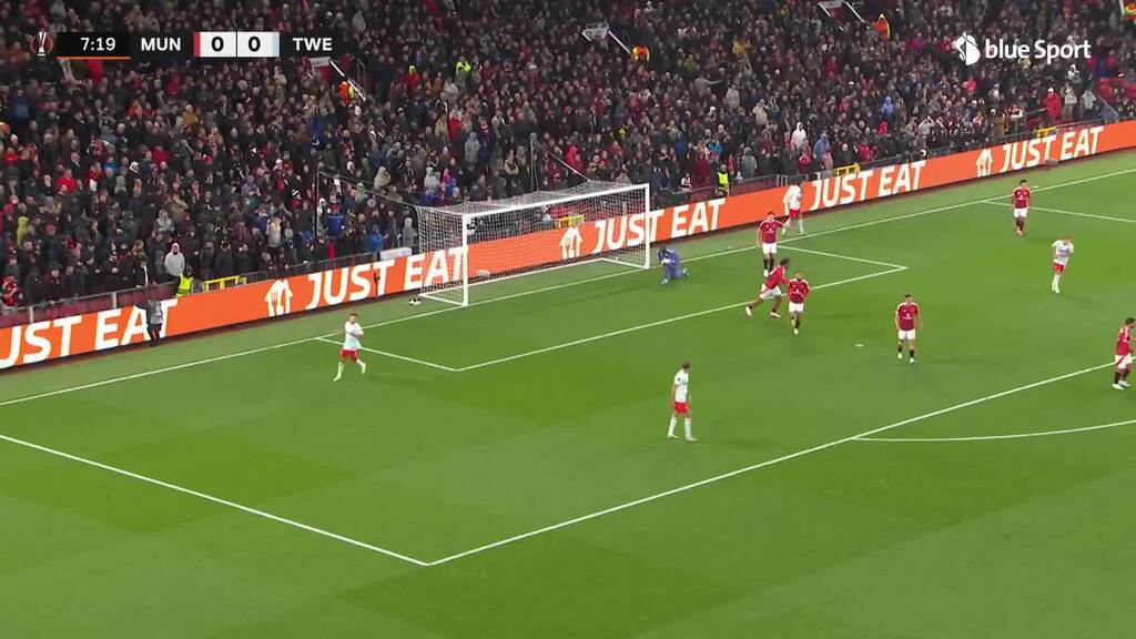 240915_ManU_Twente_Lammers8Pfosten-AMBI.mp4