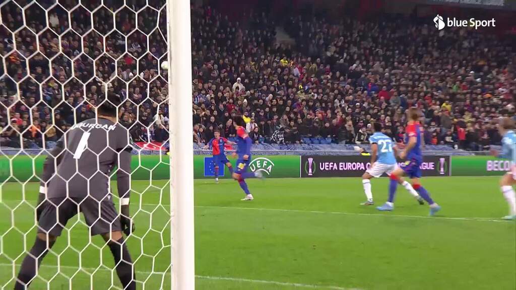 Andi Zeqiri vergibt die Chance zum 2:0