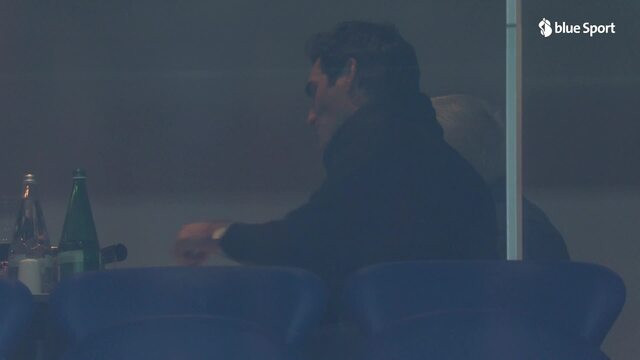 Hoher Besuch im St. Jakob-Park: Roger Federer unterstützt den FC Basel vor Ort