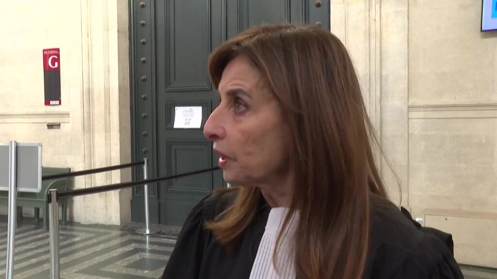 Rugbymen jugés pour viol collectif: le principal accusé demande pardon à la victime