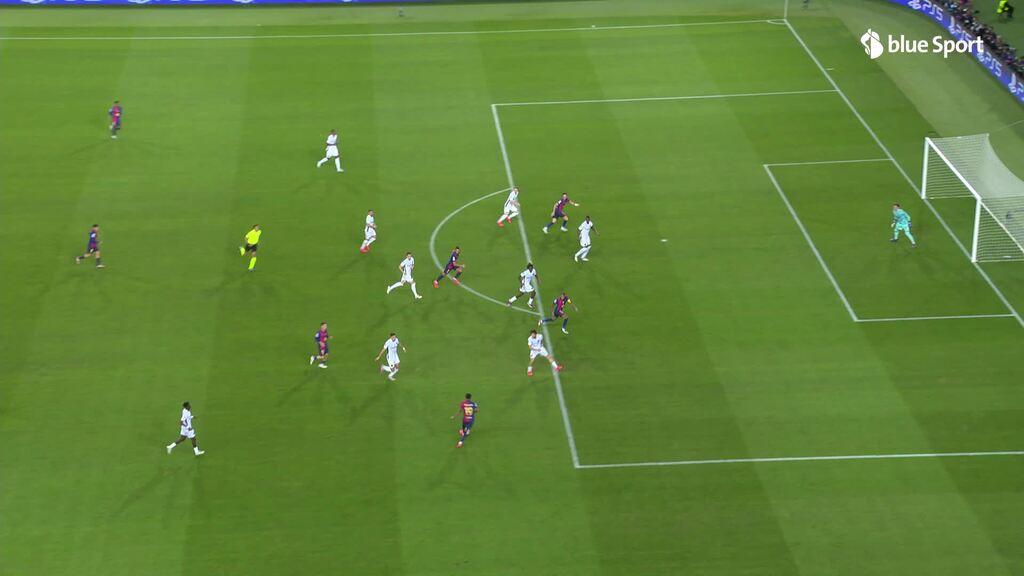 8. Minute: Tor Barça 1:0 durch Lewandowski