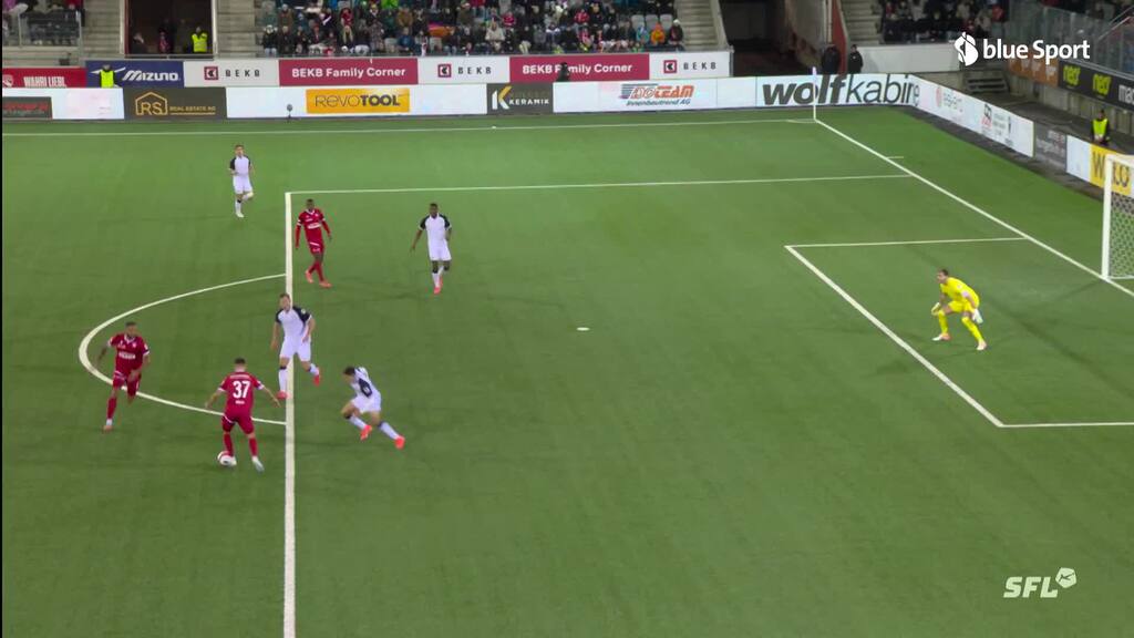 Ibayi scheitert an der Latte