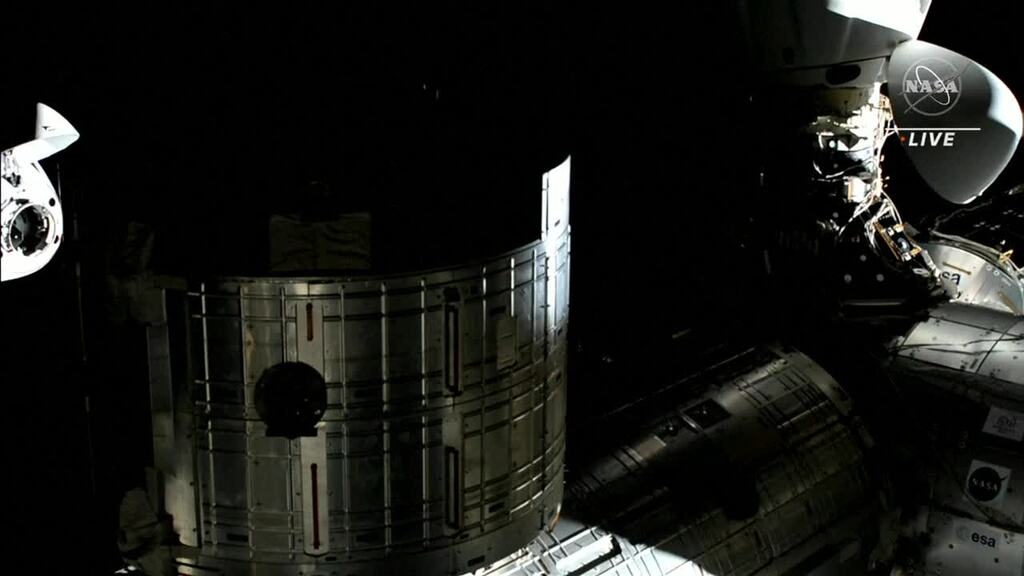 Beschädigte Sojus-Kapsel an ISS kann nur unbemannt zurückfliegen