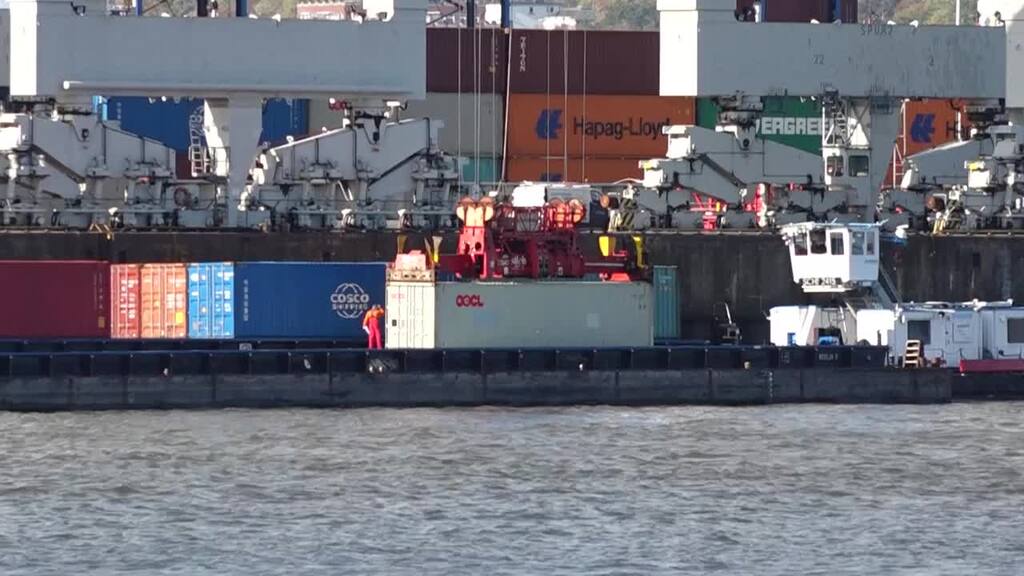 Span. Hafen In Marokko 5 Buchst Seehandel. China übernimmt mit den Häfen in Europa auch die Kontrolle.