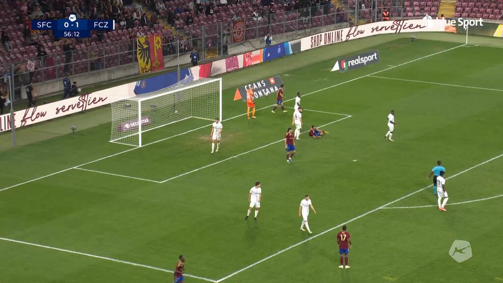 57. Minute: Guillemenots Kopfball knapp am Tor vorbei﻿