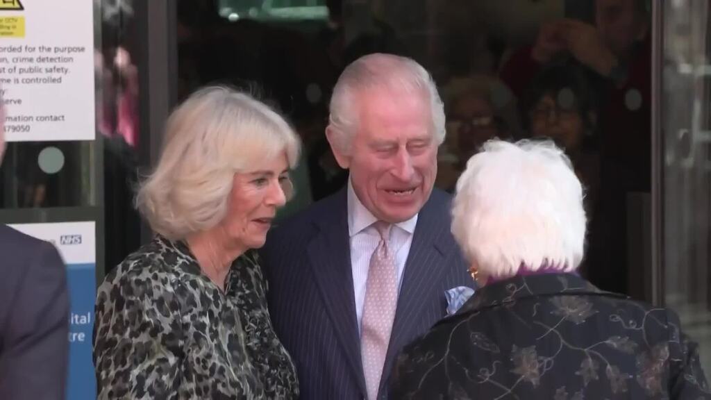 Rückkehr nach Diagnose: König Charles III. besucht Krebszentrum