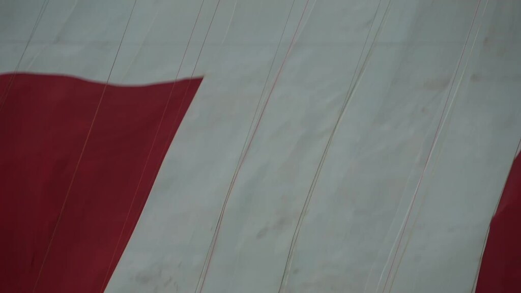 Am Säntis hängt die grösste Schweizerfahne