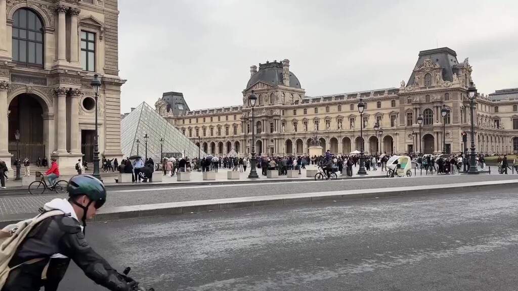 Louvre-Einbruch: Festgenommene gestehen teilweise 