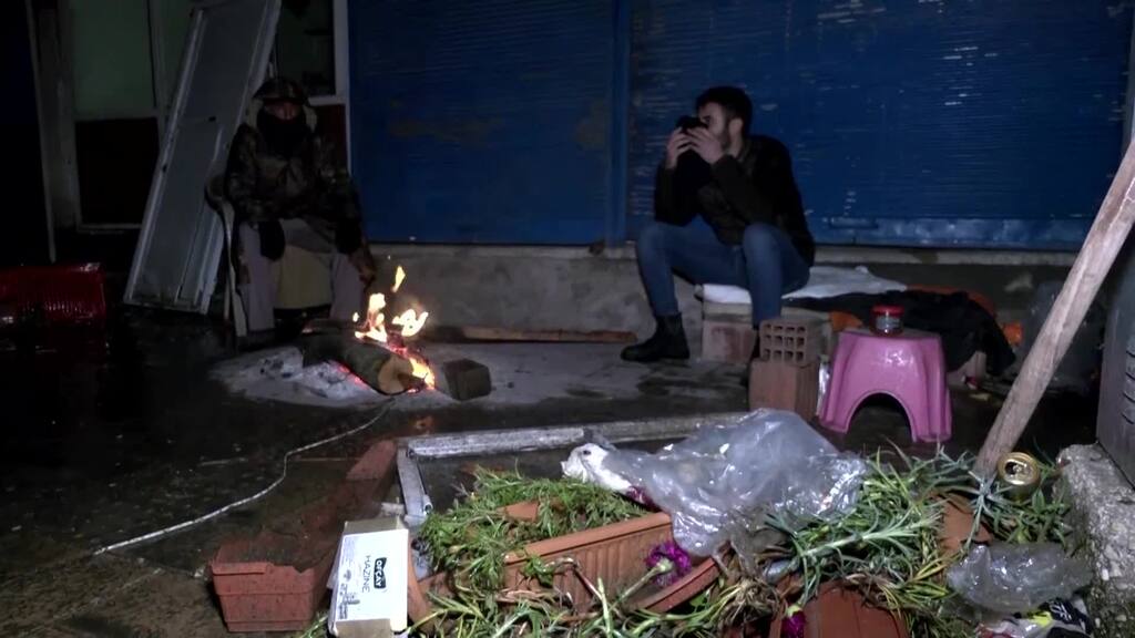 Trauer und Verzweiflung nach Erdbeben in der Türkei