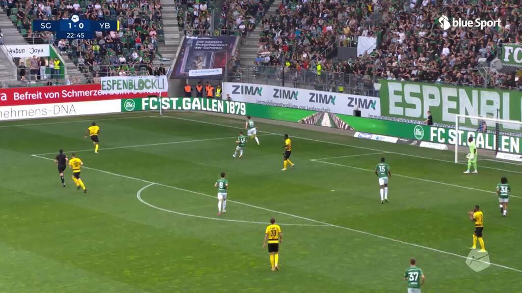 23. Minute: Elia trifft nur den Pfosten