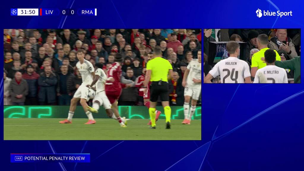 VAR entscheidet gegen einen Penalty