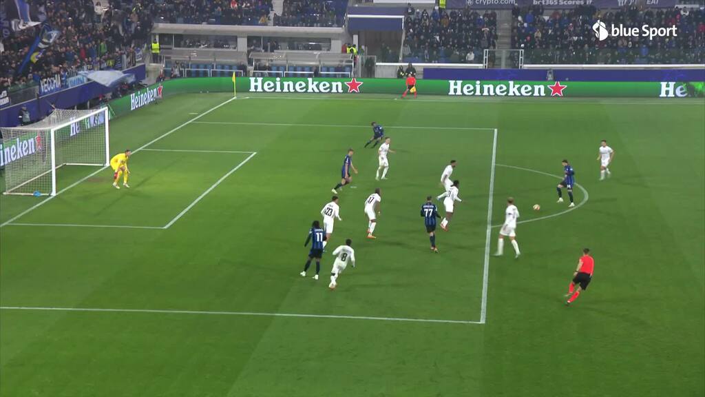 L'atalanta segna ma è fuorigioco
