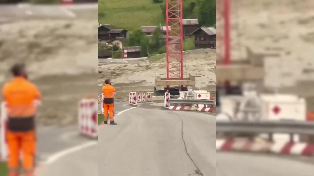 Le pont du Fregnoley emporté par une lave torrentielle