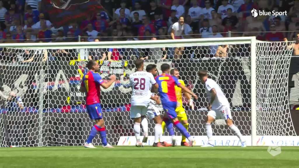 58. Minute: Amdouni scheitert am Pfosten – und dann an Frick