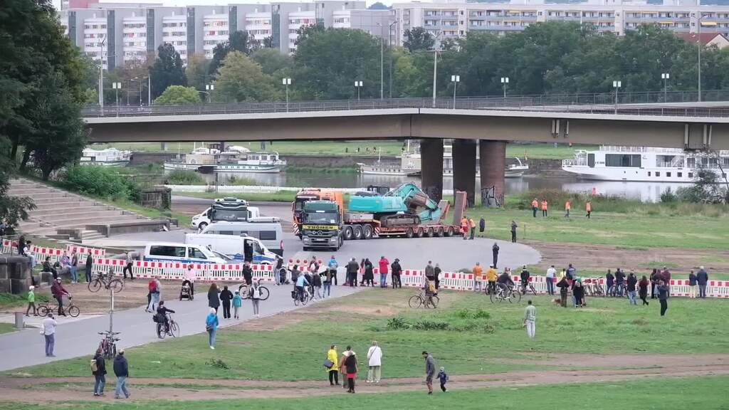 Eingestürzte Carolabrücke in Dresden: Sorge vor Hochwasser