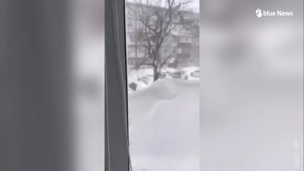 Énorme chute de neige au Kamtchatka en Russie.