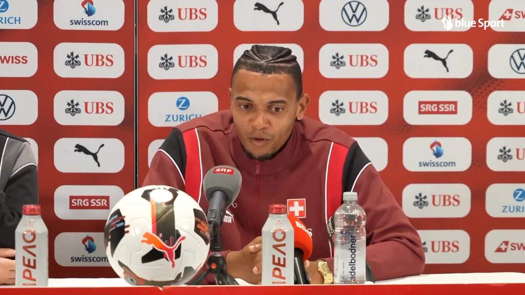 Akanji gibt am Zukunftstag Tipps an die Kinder