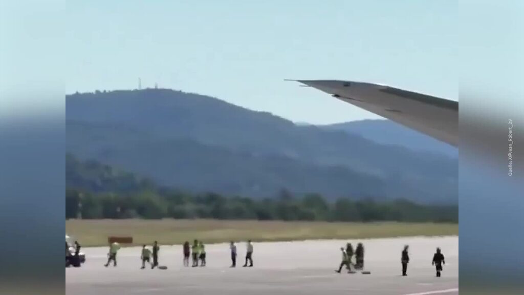 Tragédie à Bergame : un homme a été aspiré par le moteur d’un avion.