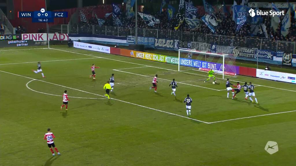 17. Minute: Brecher pariert gegen Gomis