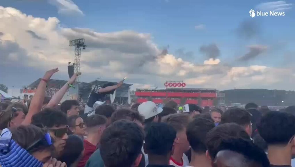 Luciano-Fan schiesst Böller mitten in Menge