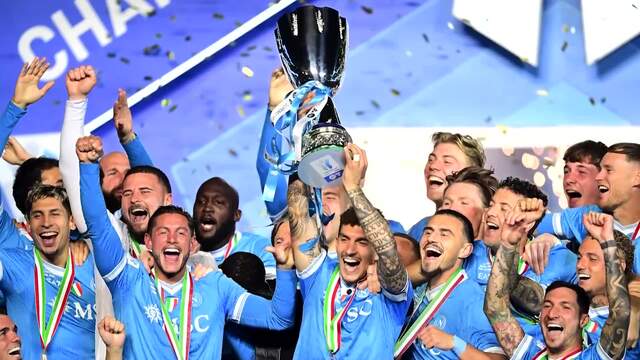 Fussball: SSC Neapel gewinnt italienischen Supercup