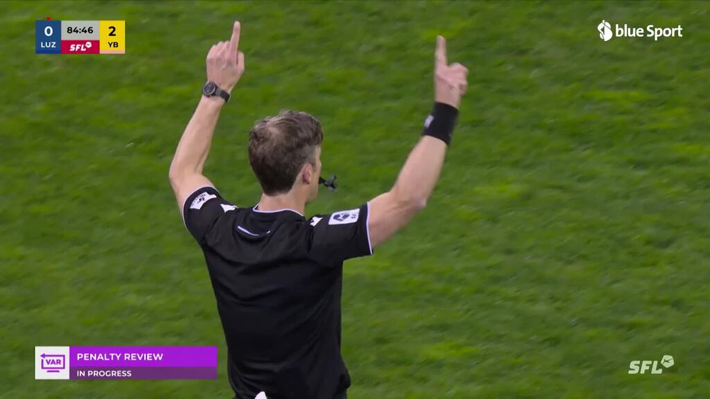 86.Minute: Karweina trifft per Penalty zum 1:2