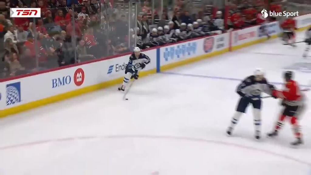 Nino Niederreiter trifft per Backhand Lupfer