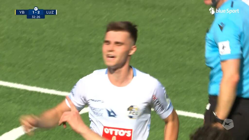 33. Minute: Kadak hämmert den Ball zum 2:1 in die Ecke