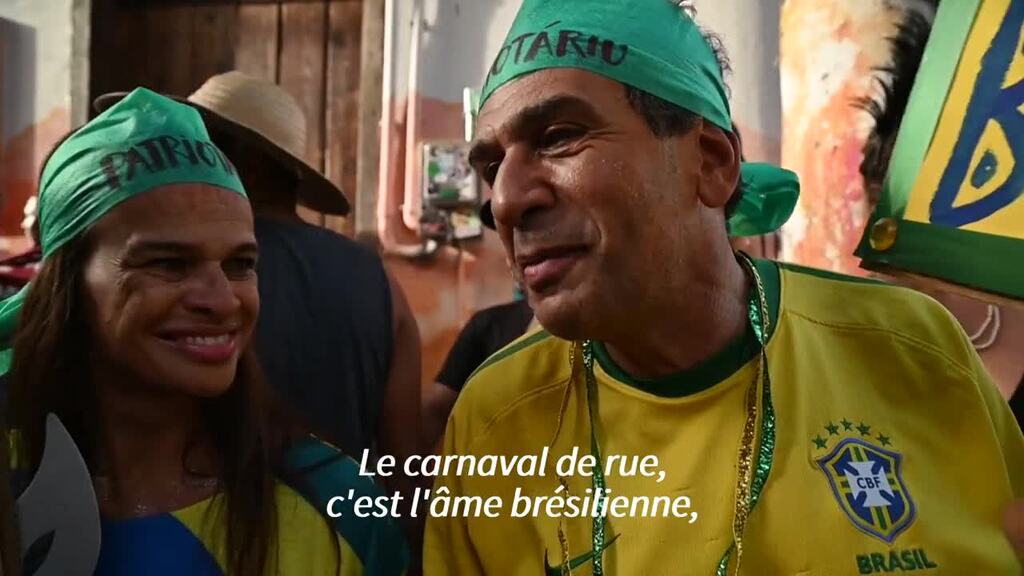 Les costumes du carnaval de Rio s'offrent une nouvelle vie de