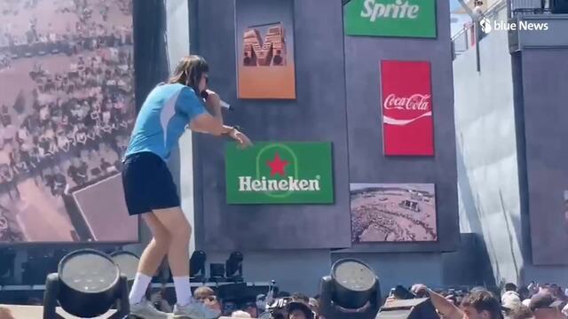 Jule X am OAF: «Wer hat einen Kater?»