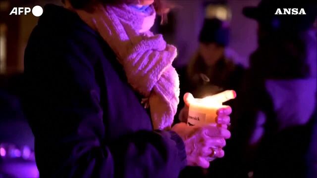 Philadelphia, una veglia per commemorare le vittime dell'incendio domestico