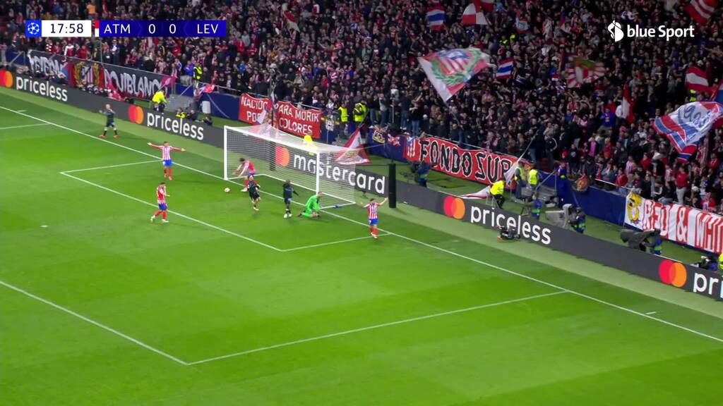 Tella erzielt das vermeintliche 1:0