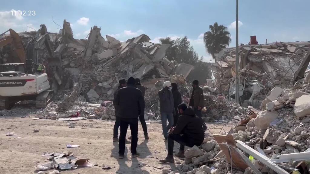 Seuchengefahr wächst – Fast eine Woche nach Erdbeben