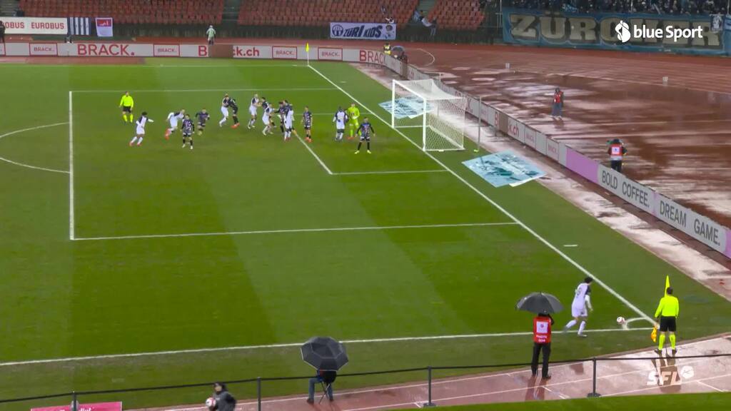 Umeh Emmanuel verkürzt kurz noch für den FCZ