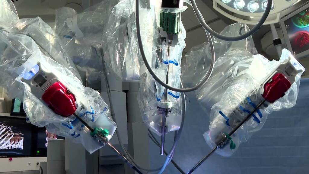 Hightech im OP – Berliner Chirurgen operieren per Joystick am Herzen