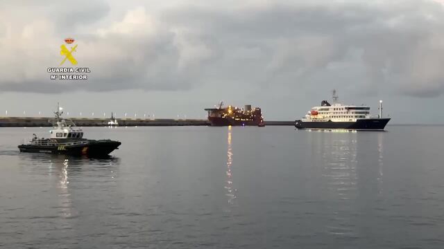Hantavirus: Betroffenes Kreuzfahrtschiff auf Teneriffa angekommen