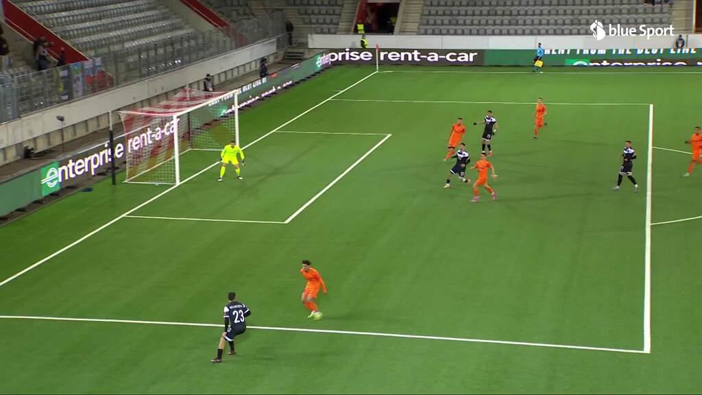 Belhadj Mahmoud trifft