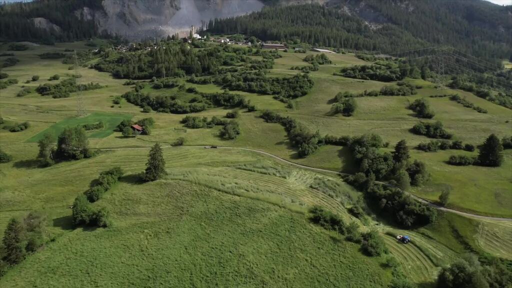 Landwirte aus Brienz GR dürfen kurz zurückkehren – zum Heuen
