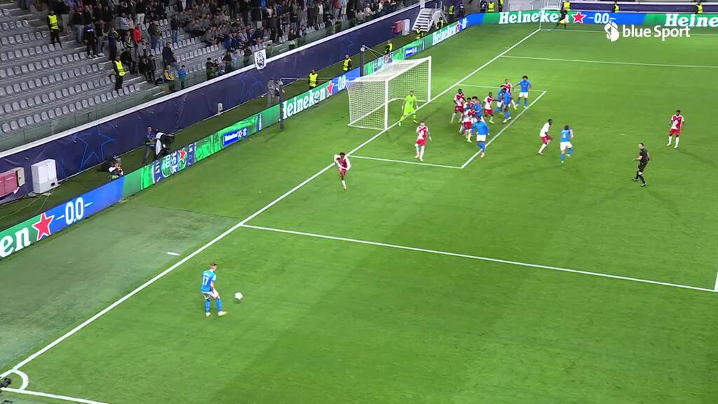 Schmerzhaftes Eigentor von Moncaos Salisu