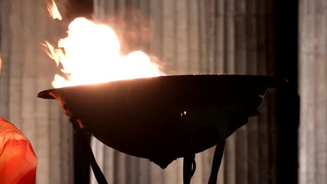 Olympisches Feuer erreicht Akropolis